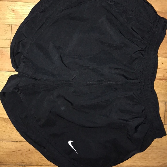 Nike Shorts - Picture 3 of 4